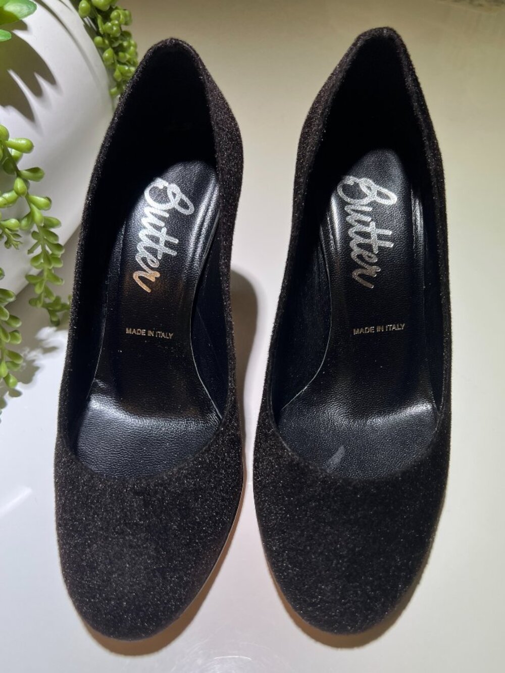 Butter Italy Black Pony Hair Leather Pumps Round Toe Heels Sz 6.5 Made in Italy